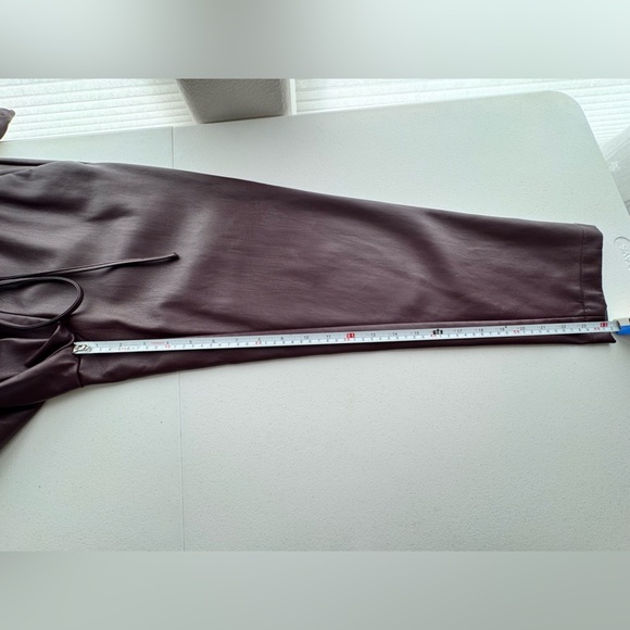 Loft Faux Leather Cropped Pull On Pants Size Petite Small - Picture 3 of 10